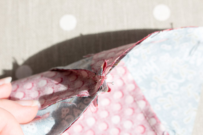 détail position des coutures sur un bloc - quilt pinwheel parfumdecouture.com